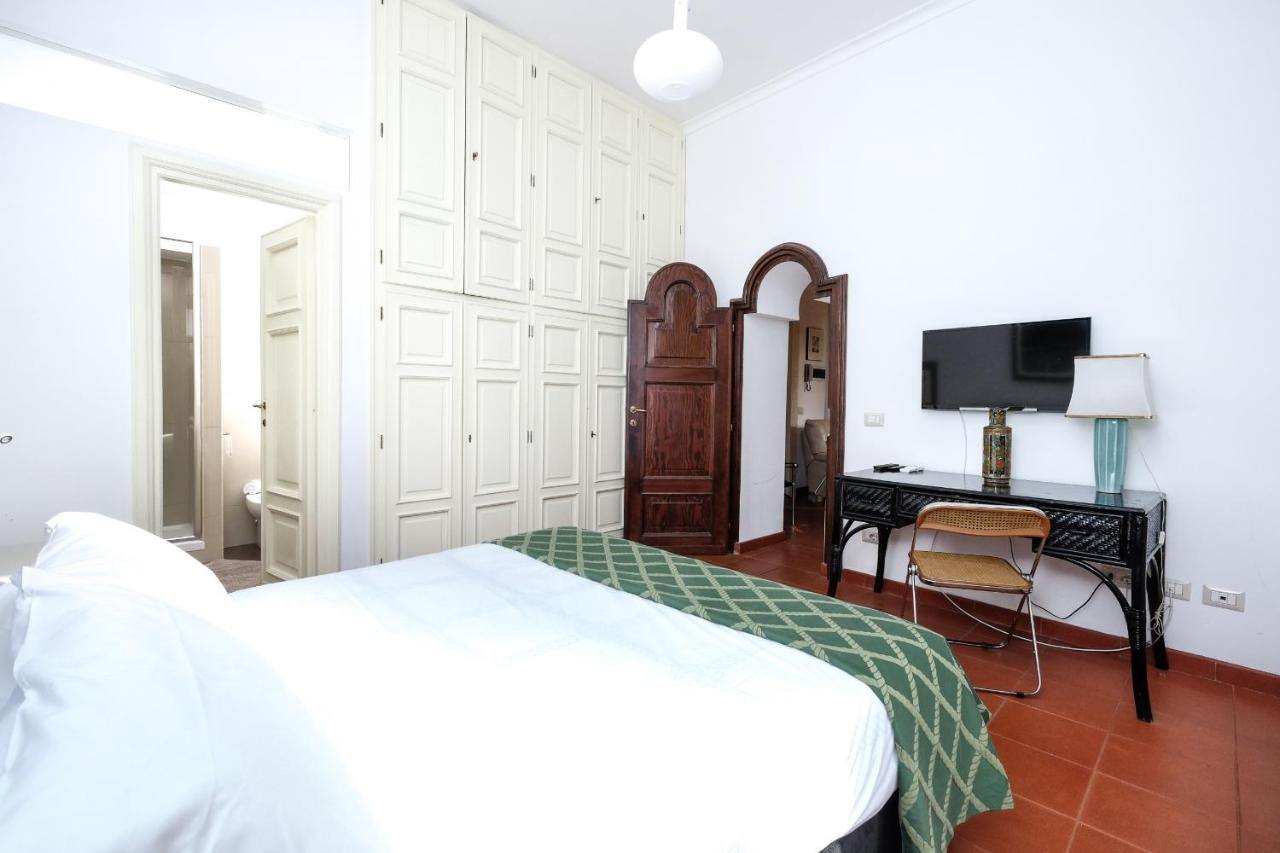 Trastevere Charming Retreat On Cobblestone Street Apartamento