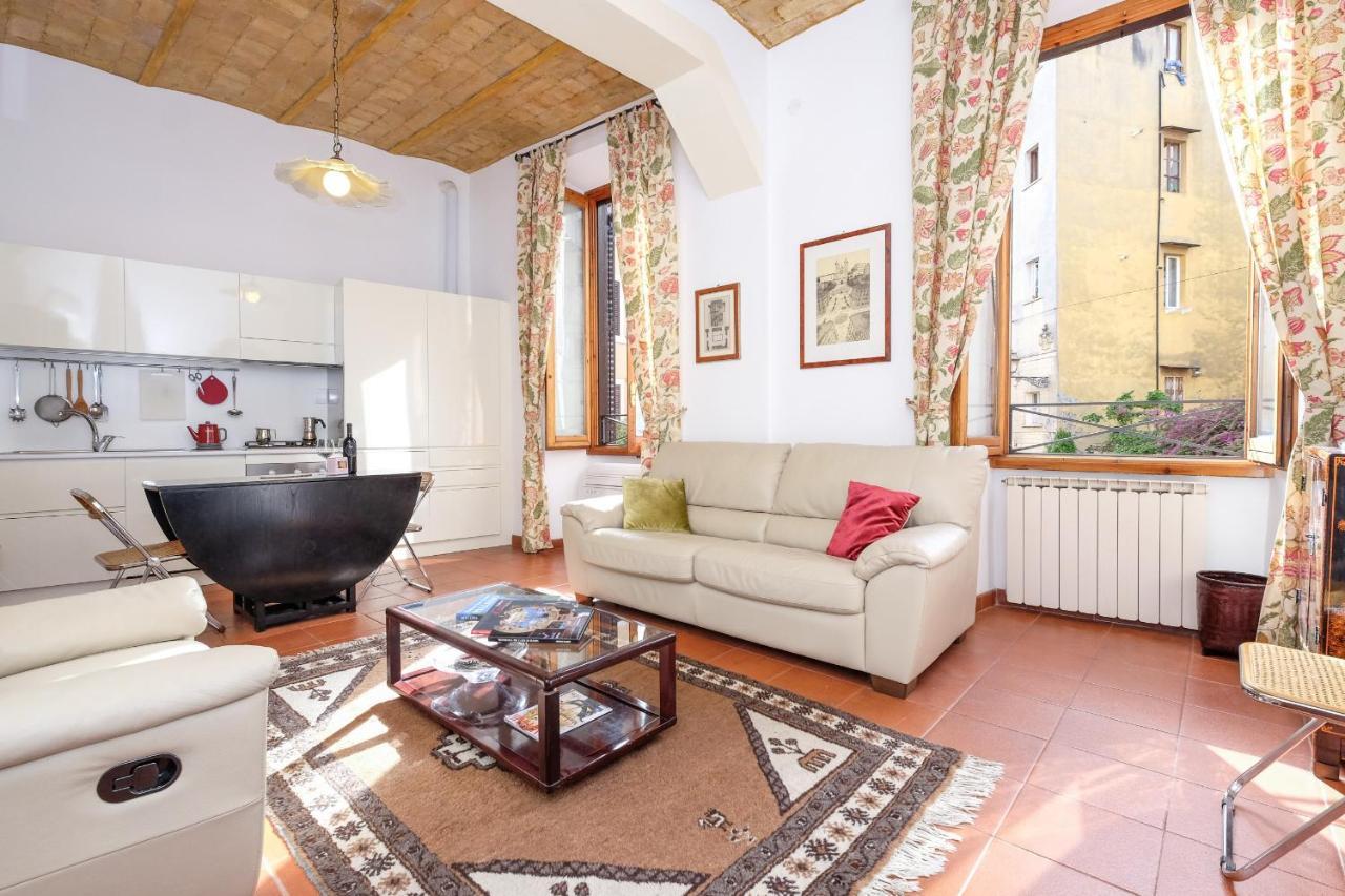Trastevere Charming Retreat On Cobblestone Street Apartment Rome